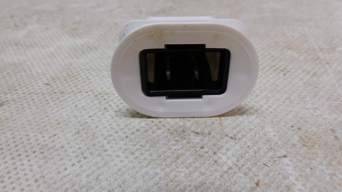Clip Rücksitzbank 4L0886373 VW Up Audi A4 A5 A7 Skoda Citigo Seat Mii
