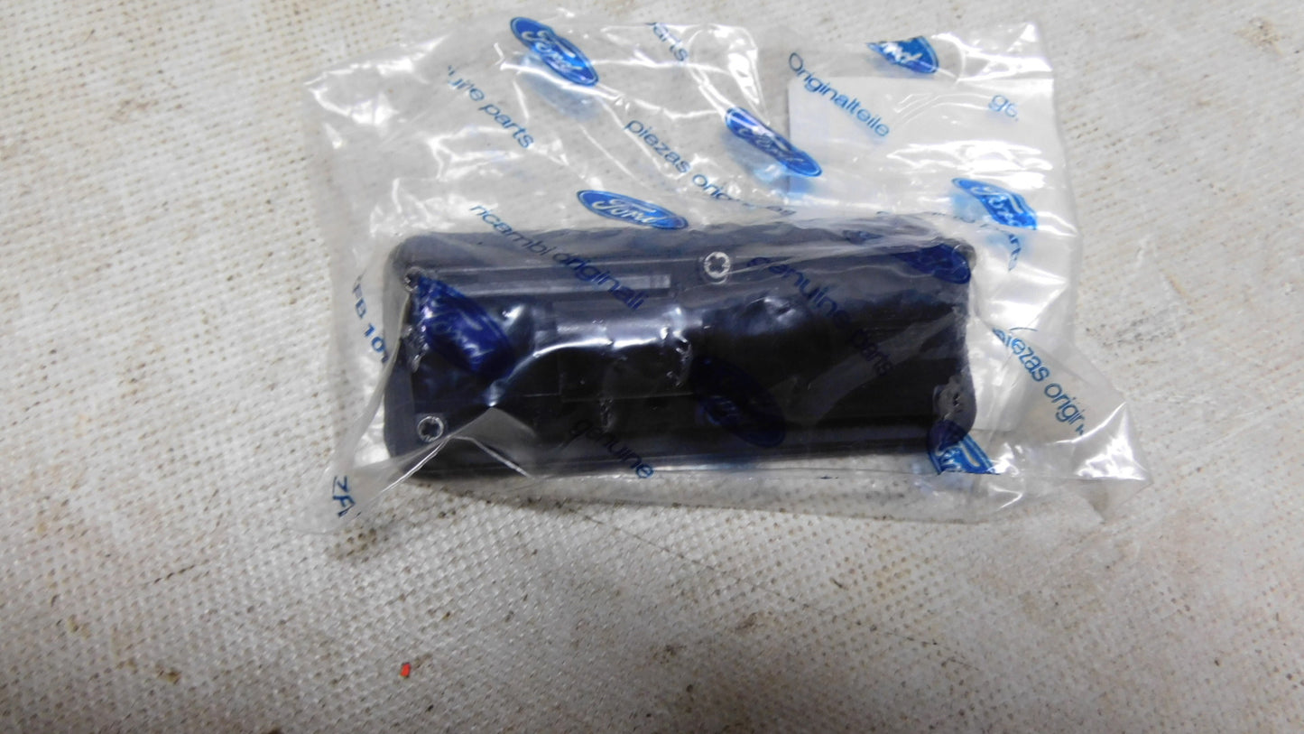 Schalter für Heckklappenentrieglung Griff 1857333 Ford C-Max Fiesta Mondeo