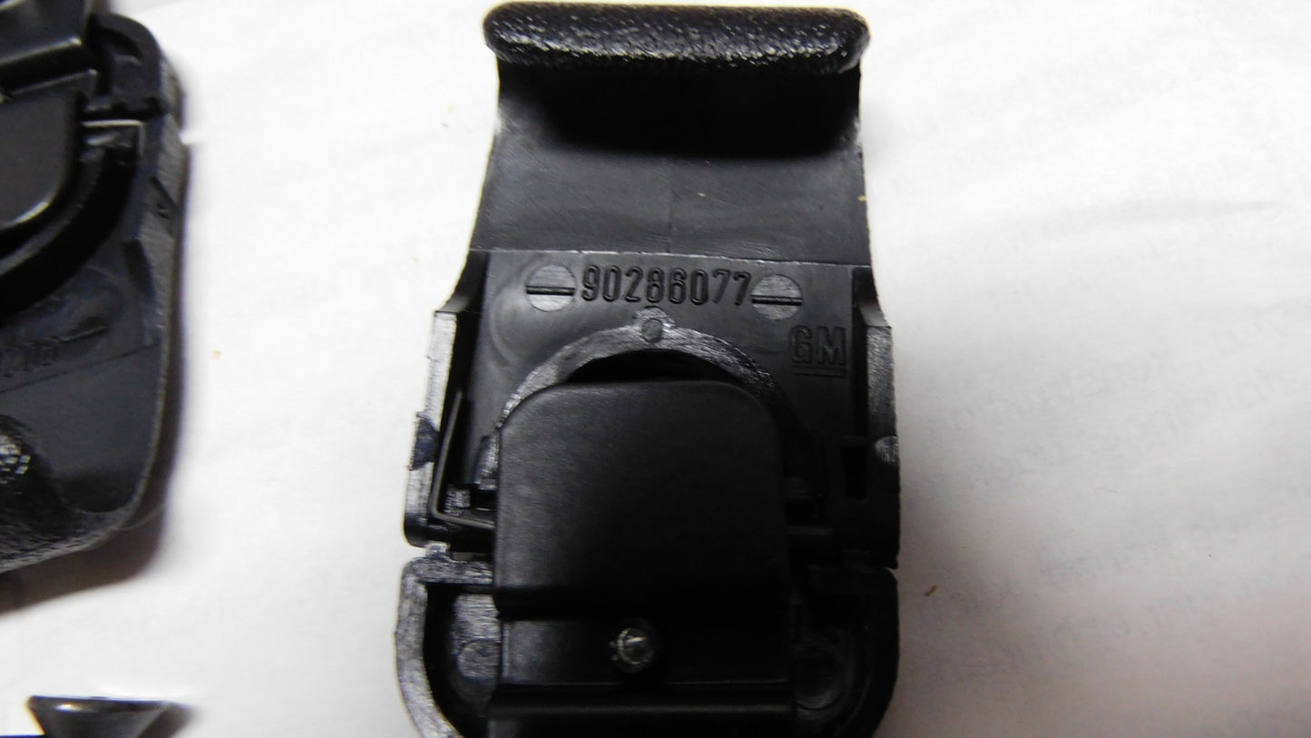 Satz Haken Befestigung Heckrollo 90286077 Opel Tigra