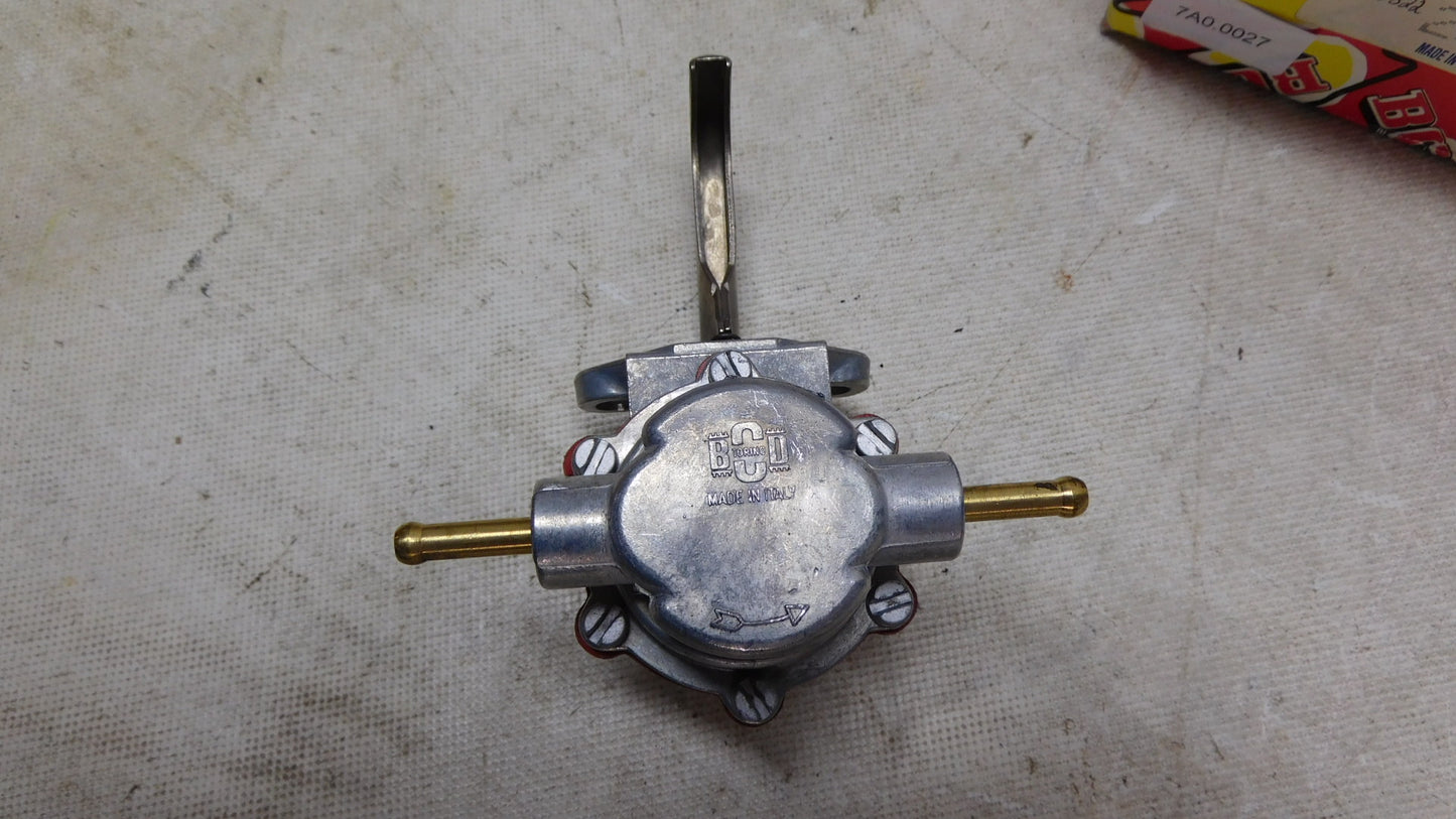 Kraftstoffpumpe Benzinpumpe mechanisch 2588 BCD Citroen AX BX Peugeot 205
