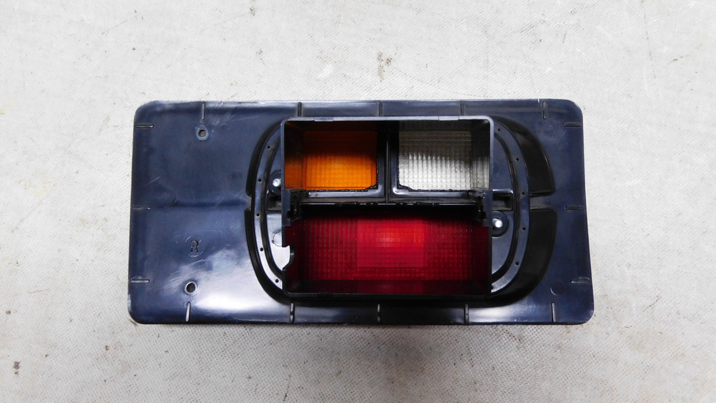 Rückleuchte Rücklicht rechts 9BG116640-011 VW Polo 1 Mk I Audi 50