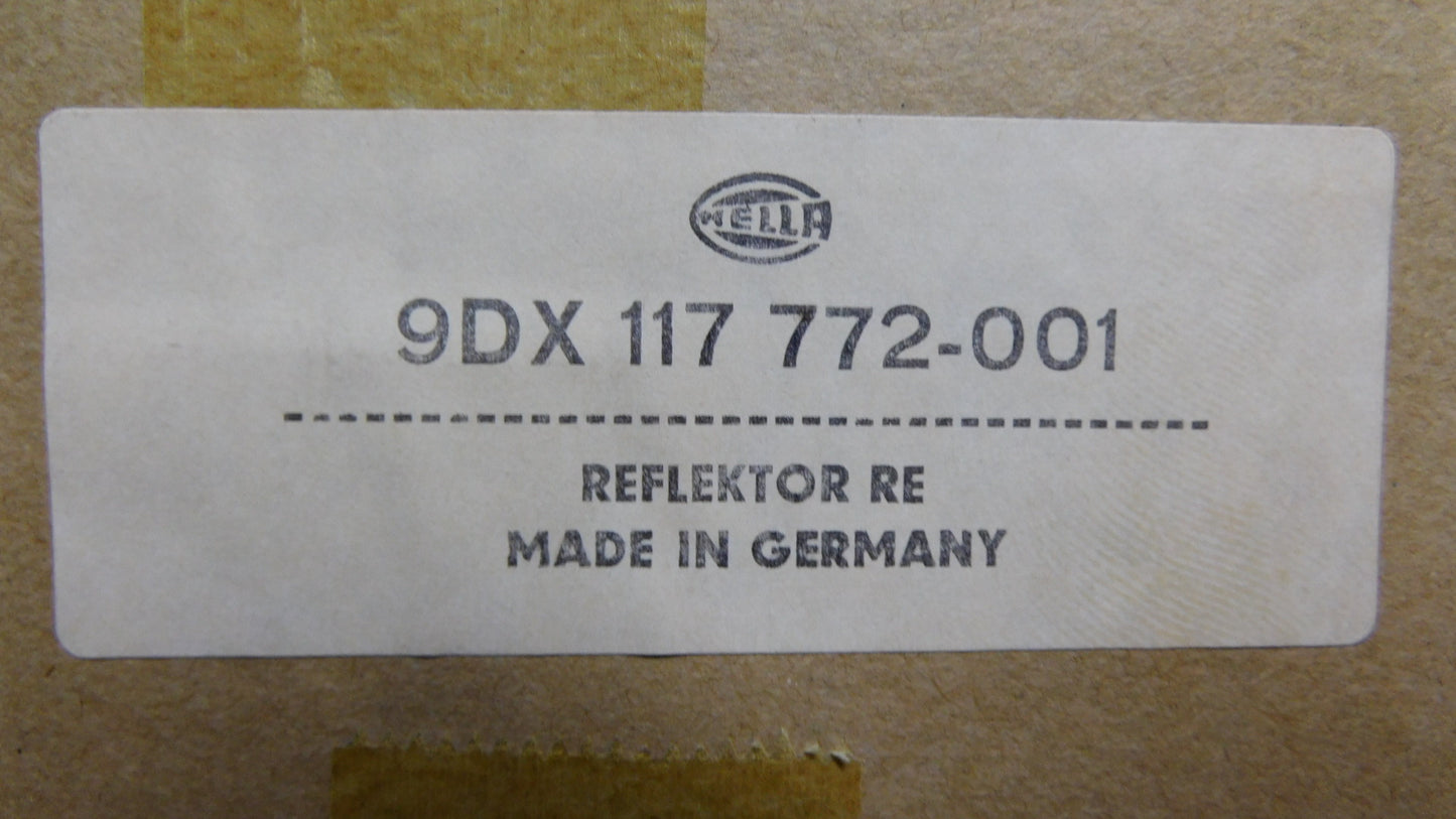 Reflektor Abdeckung Rücklicht rechts 9DX117772-001 Hella Mercedes W123 Coupe Limo