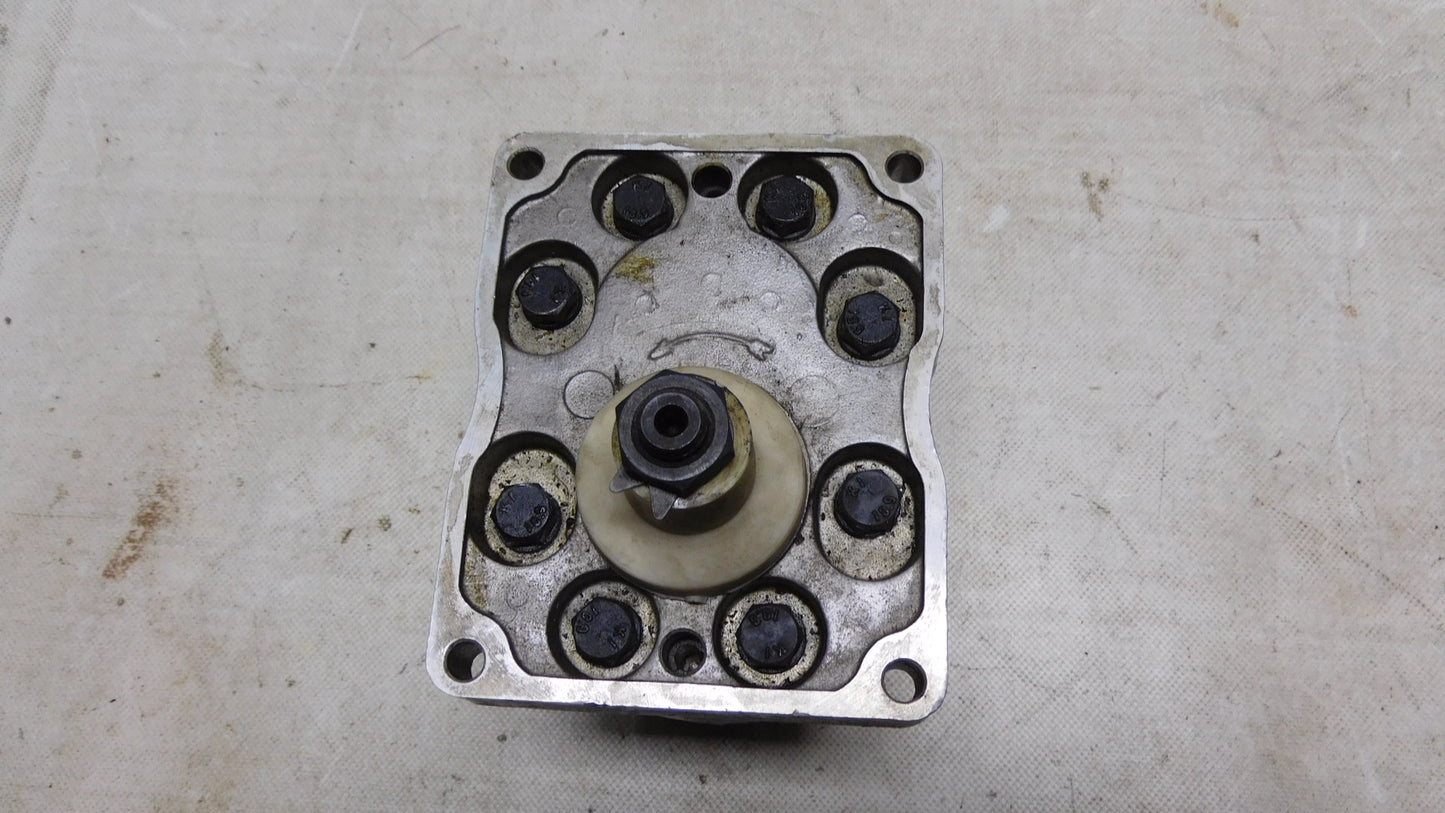 Hydraulische Zahnradpumpe Hydraulic Gear Pump A72X Industrial Technic Gabelstapler