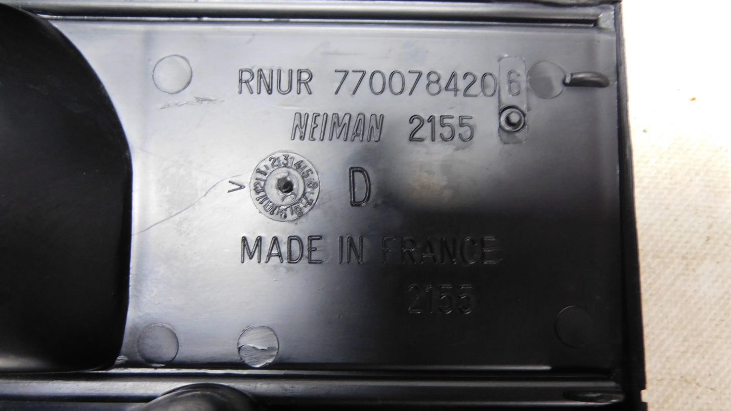 Rückleuchte rechts ohne Lampenträger 7701033572 Renault 25 B29