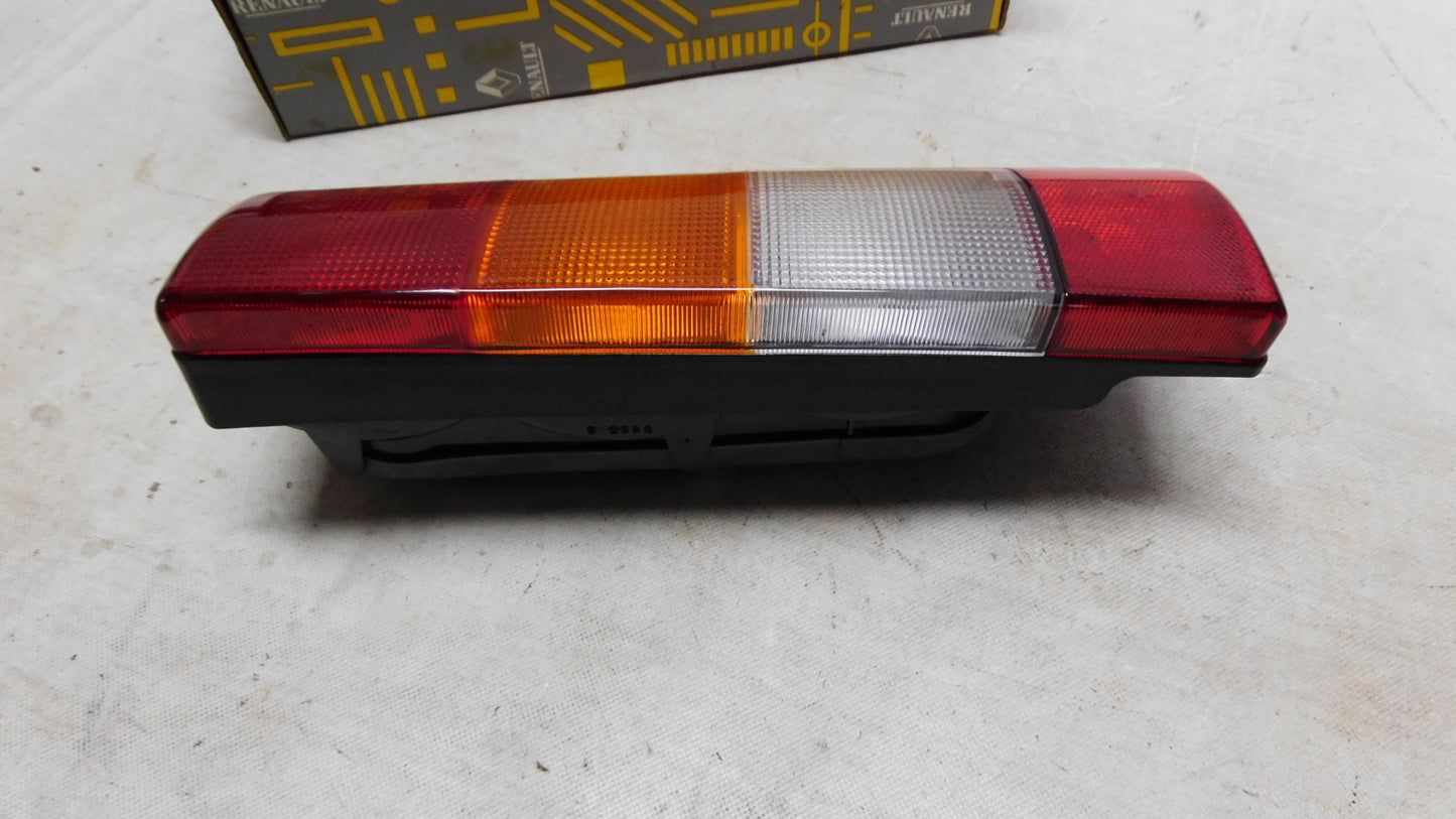 Rückleuchte rechts 7701035364 Renault Rapid Kastenwagen F40 G40