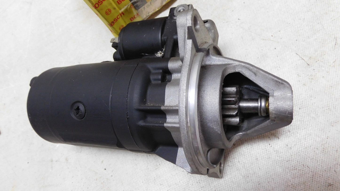 Anlasser Starter 0001218167 7701381647 Bosch Renault Trafic Master Opel Arena