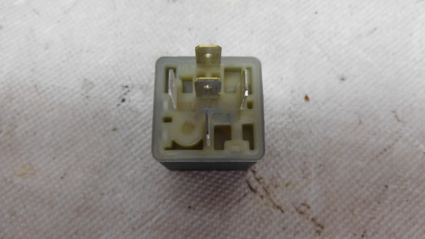 Relais ABS Bosch 0332209206 Sannung 24V DAF Iveco MAN Scania