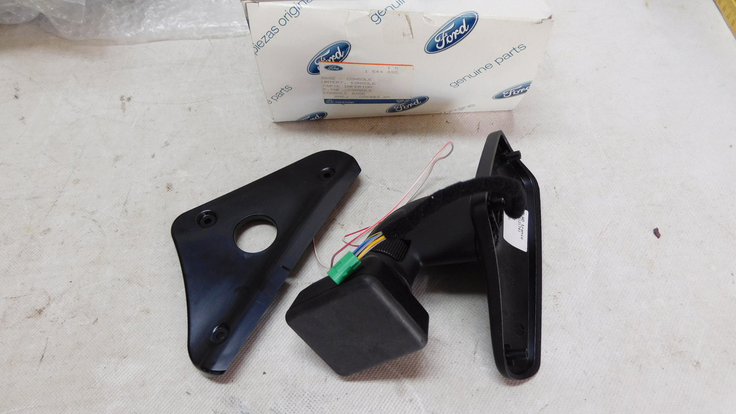 Unterteil Konsole Navigation 1544455 Ford Focus C Max 8M5J-025B83-AA