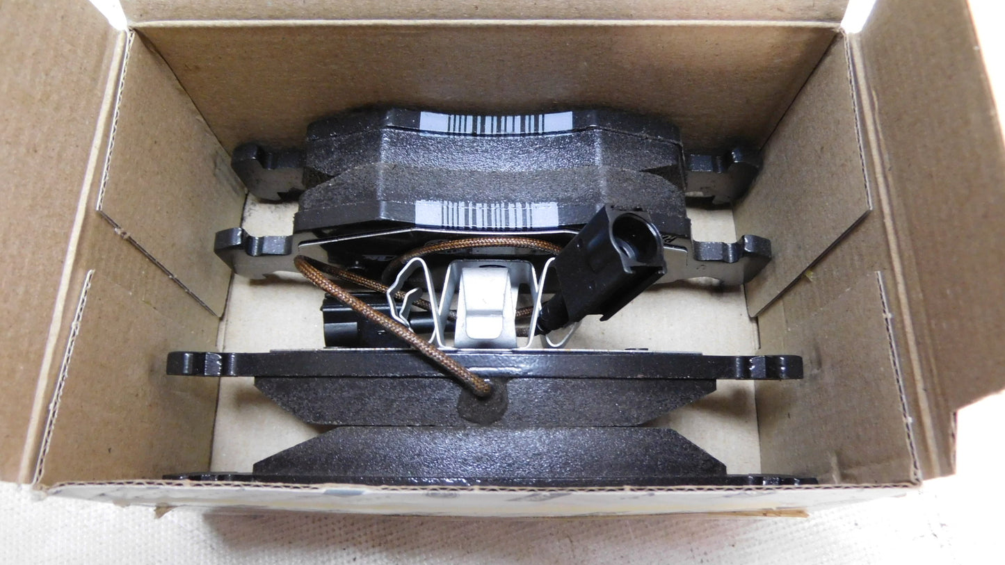 Bremsbelagsatz mit integriertem Verschleißwarnkontakt 77366537 Fiat 500 Punto