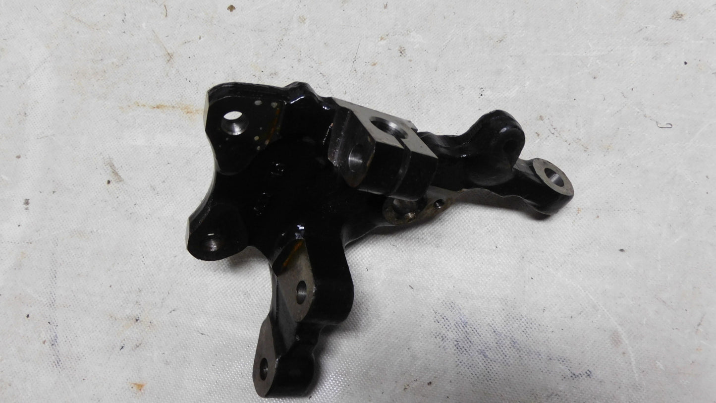 Achsschenkel Aufhängung links 308181 90335720 Opel Omega A Senator B