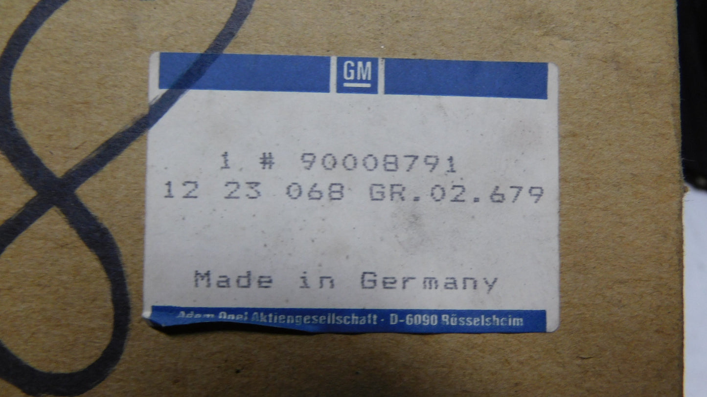 Heckleuchte Rückleuchte links 1223068 90008791 Opel Ascona C