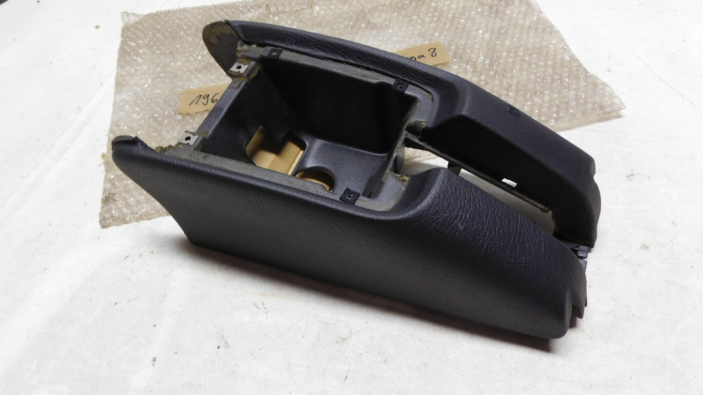 Aufsatz Konsole Mittelkonsole Bremshebel schwarz 196522 90478252 Opel Omega B