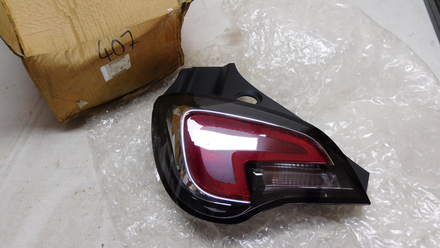 Heckleuchte Rücklicht 1222407 13354582 Opel Adam