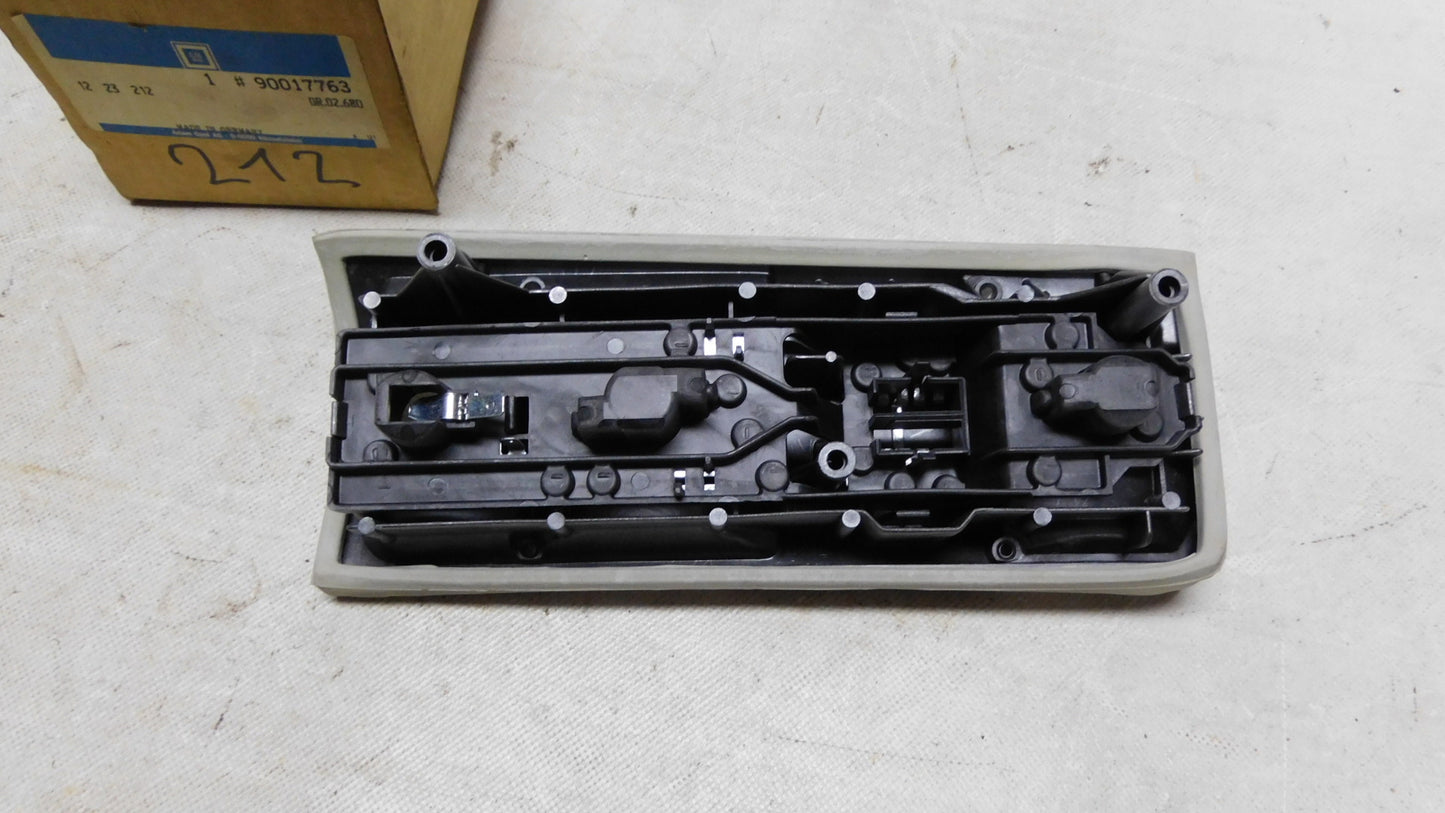 Gehäuse Rücklicht Rückleuchte rechts 1223212 90017763 Opel Rekord E Caravan