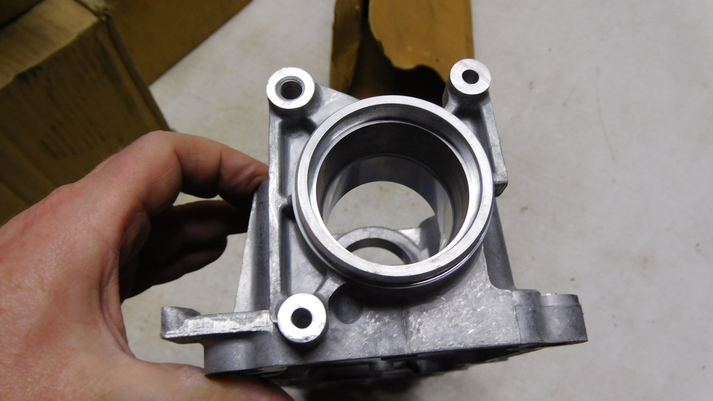 Nockenwellengehäuse Alu 638068 90273945 Opel Kadett Vectra Astra Ascona Frontera 20NE C20NE 20SEH