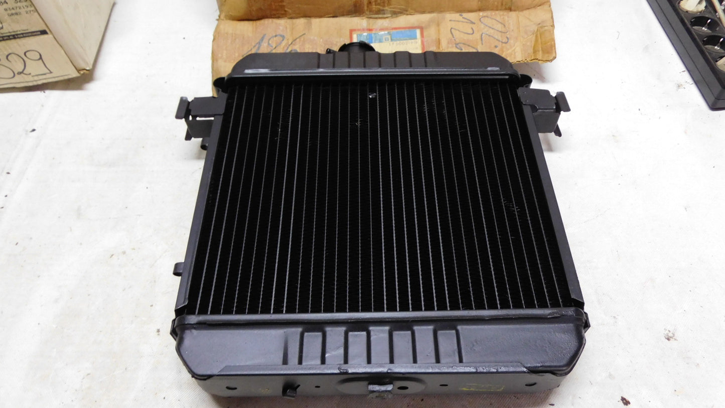 Kühler Wasserkühler 1302126 90027819 Opel Manta Ascona Kadett C