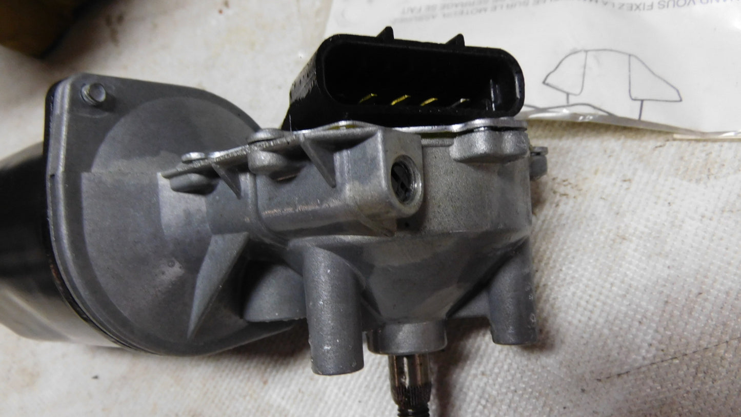 Wischermotor Scheibenwischermotor 6270014 22117109 Opel Vectra A Senator B