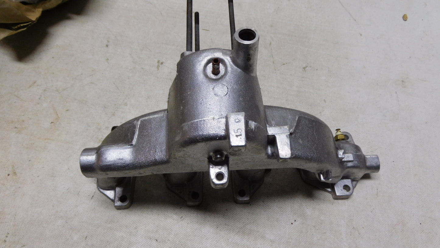 Saugrohr Ansaugbrücke 850049 90324248 Opel Kadett E Astra F Carsa A 1.4NV