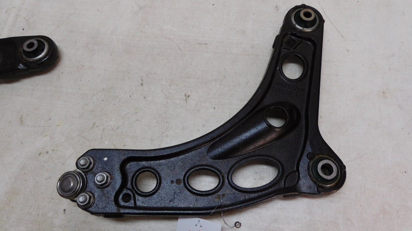 Lenker Querlenker links unten 4421647 93862136 Nissan Primastar Opel Vivaro Renault Trafic