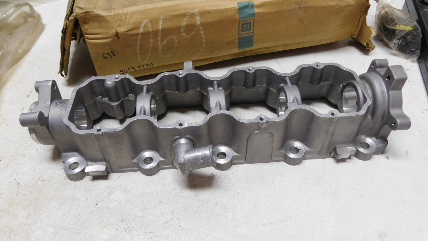 Nockenwellengehäuse Alu 638069 90295271 Opel Kadett Vectra Astra 16DA 16D