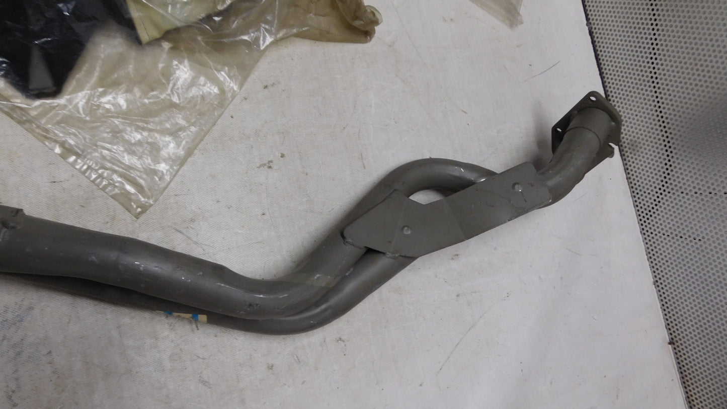 Hosenrohr Auspuffrohr Schalldämpfer 852107 90399081 Opel Omega A 1.8 2L