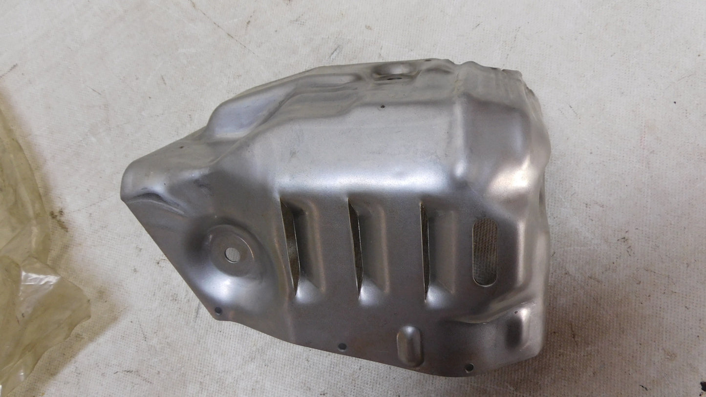 Wärmeschutzschild Hitzeschutzblech Turbolader 860690 97106704 Opel Astra F Vectra A B