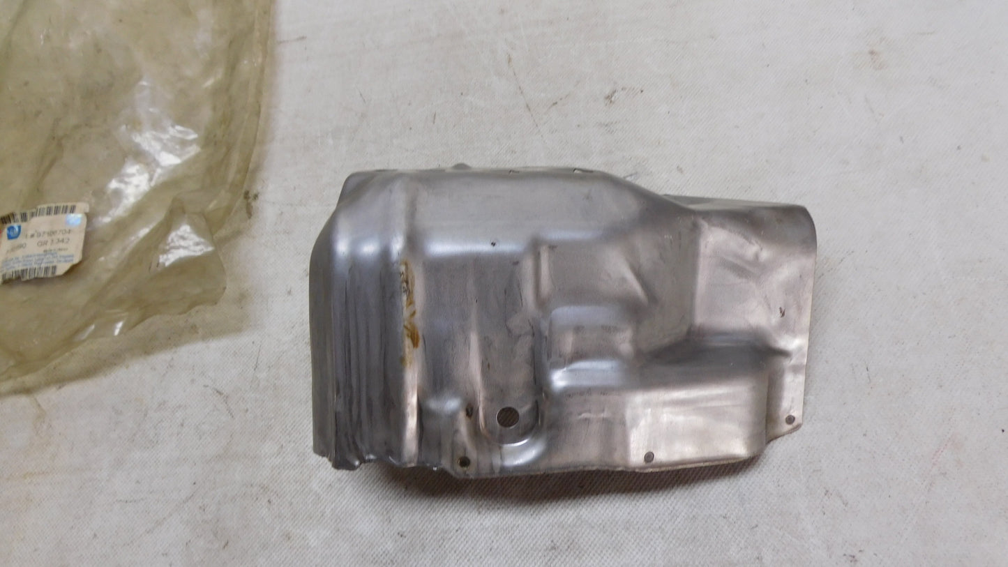 Wärmeschutzschild Hitzeschutzblech Turbolader 860690 97106704 Opel Astra F Vectra A B