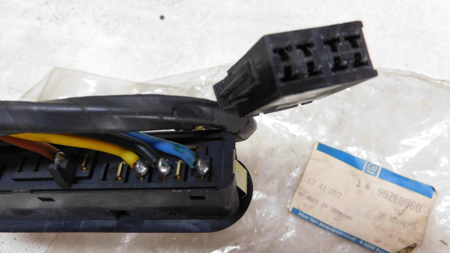 Schalter elektrische Fenster vorne links 1241057 90260960 Opel Omega A Senator B
