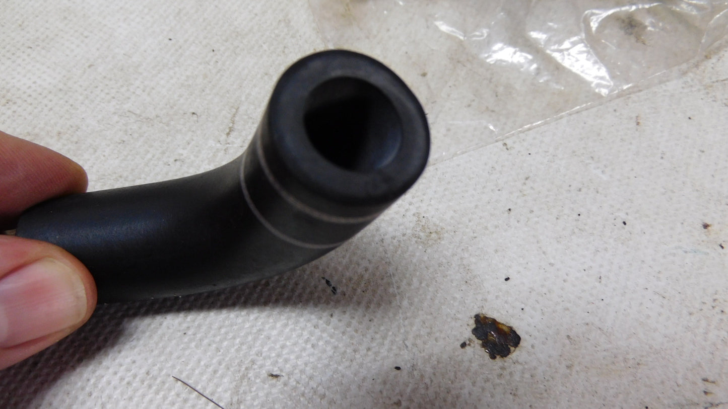Schlauch Unterdruckschlauch 321611939E VW Golf Polo Audi 80 100