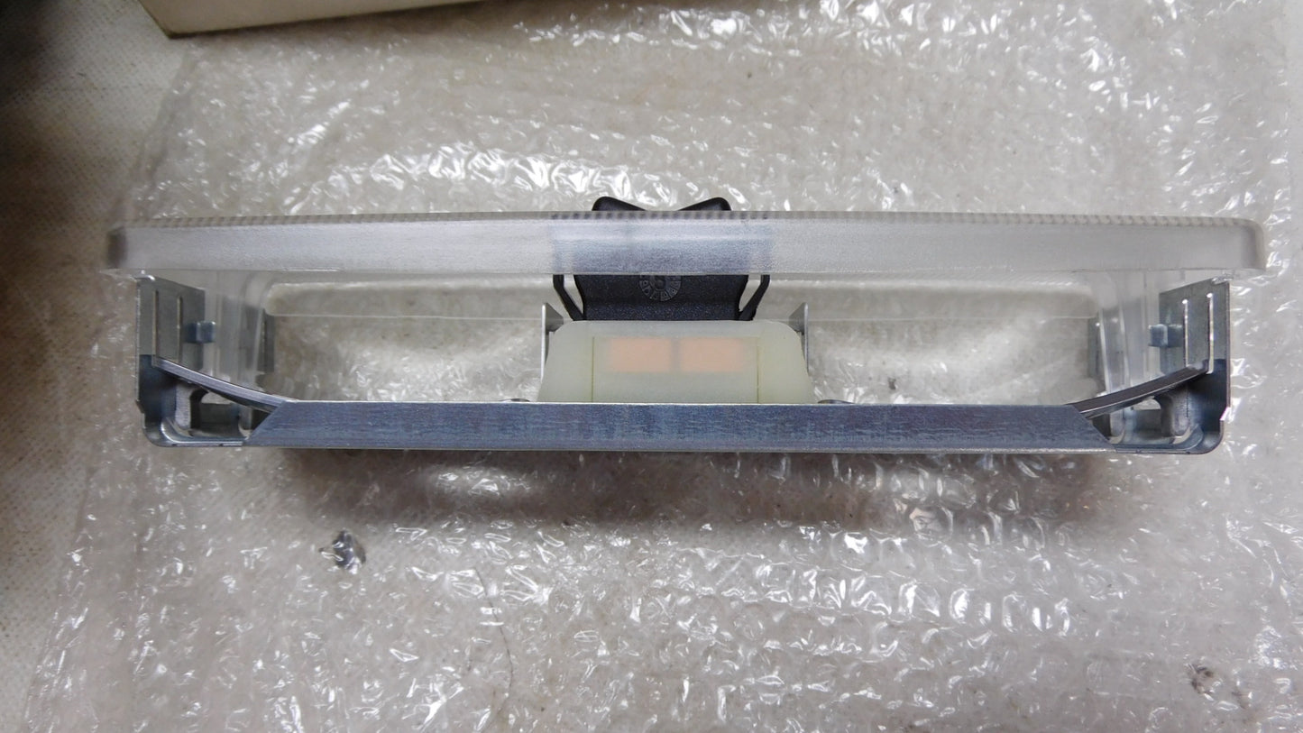 Innenleuchte Leuchte Innenraum 81252016206 MAN L 2000 1993 - 2020