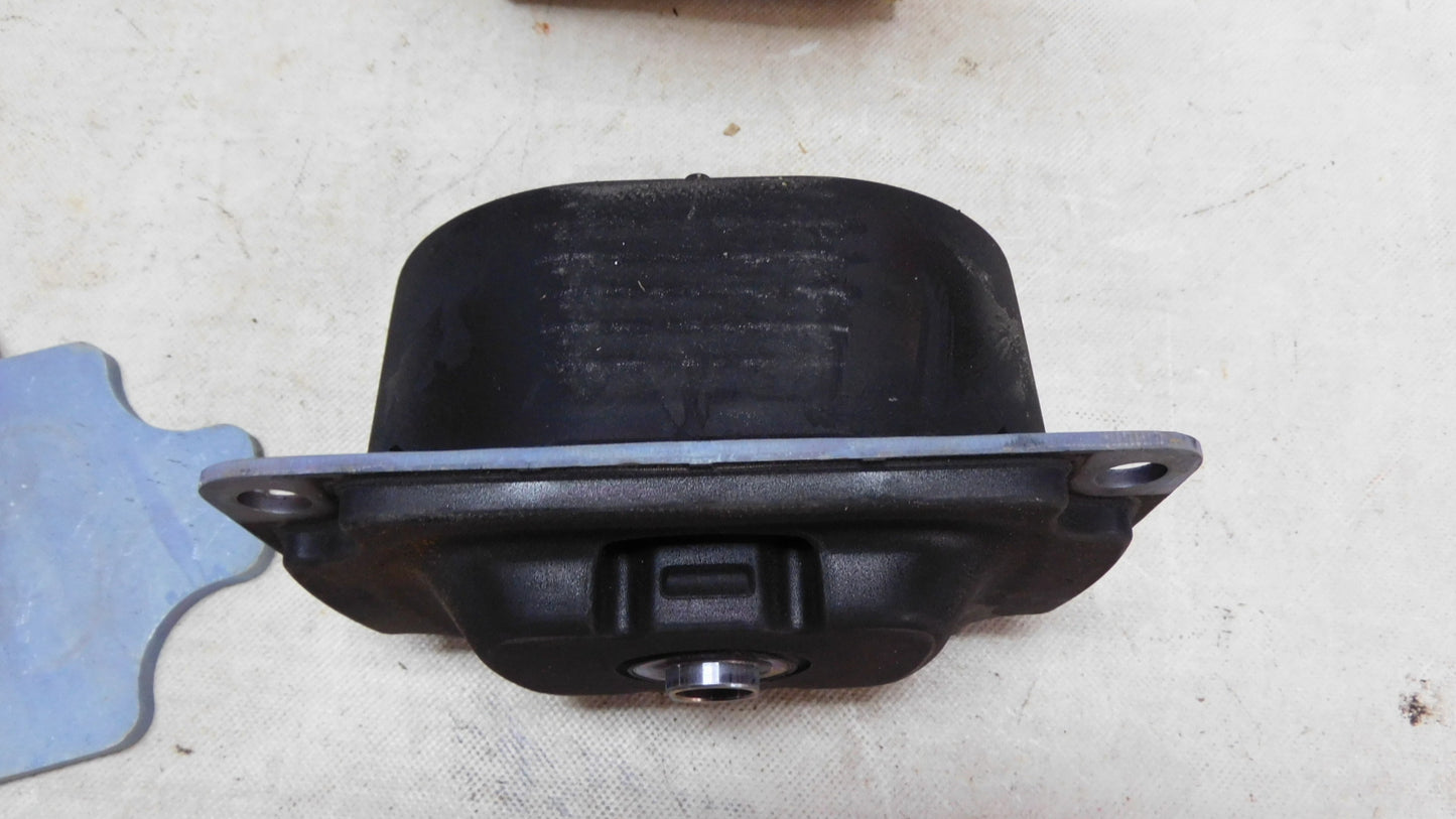 Motorlager links 81962100605 MAN A 10 11 12 13 14 Lion's Regio Neoplan Centroliner