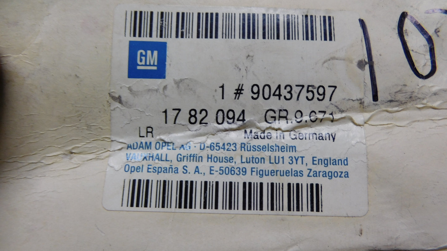 CD Fach Ablage Gehäuse schwarz 1782094 90437597 Opel Astra F G Frontera B