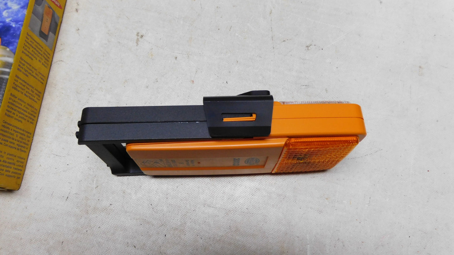Warnblinkleuchte Warnleuchte Arbeitsleuchte 2XW007146001 Hella Oldtimer