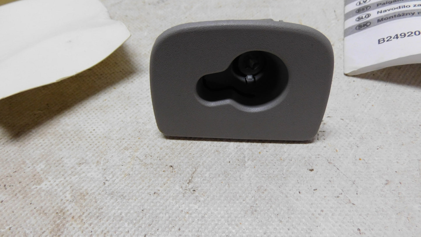 Halter Aufnahmen Gepäcknetz Hundegitter 1707937 93165060 Opel Astra H