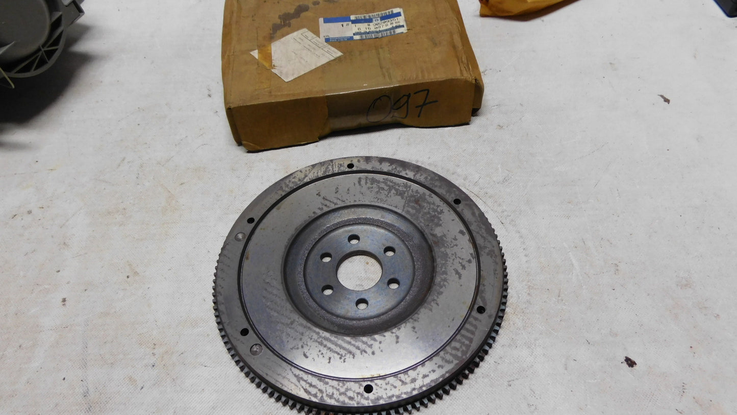 Schwungrad Schwungscheibe 616097 90209351 Opel Ascona Astra Corsa Tigra Kadett Vectra