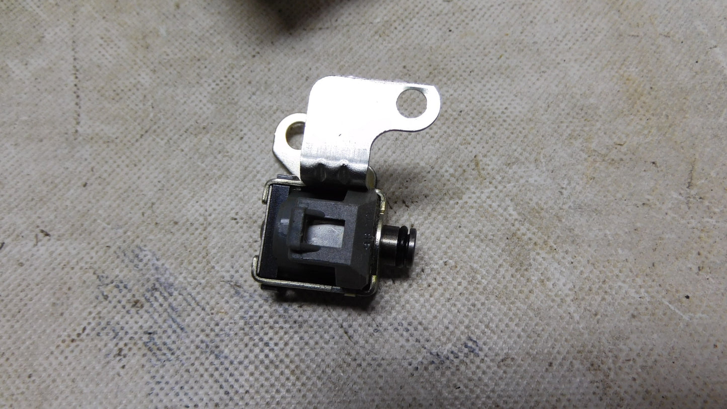 Magnetventil Drehmomentwandler 735737 90486198 Opel Astra F