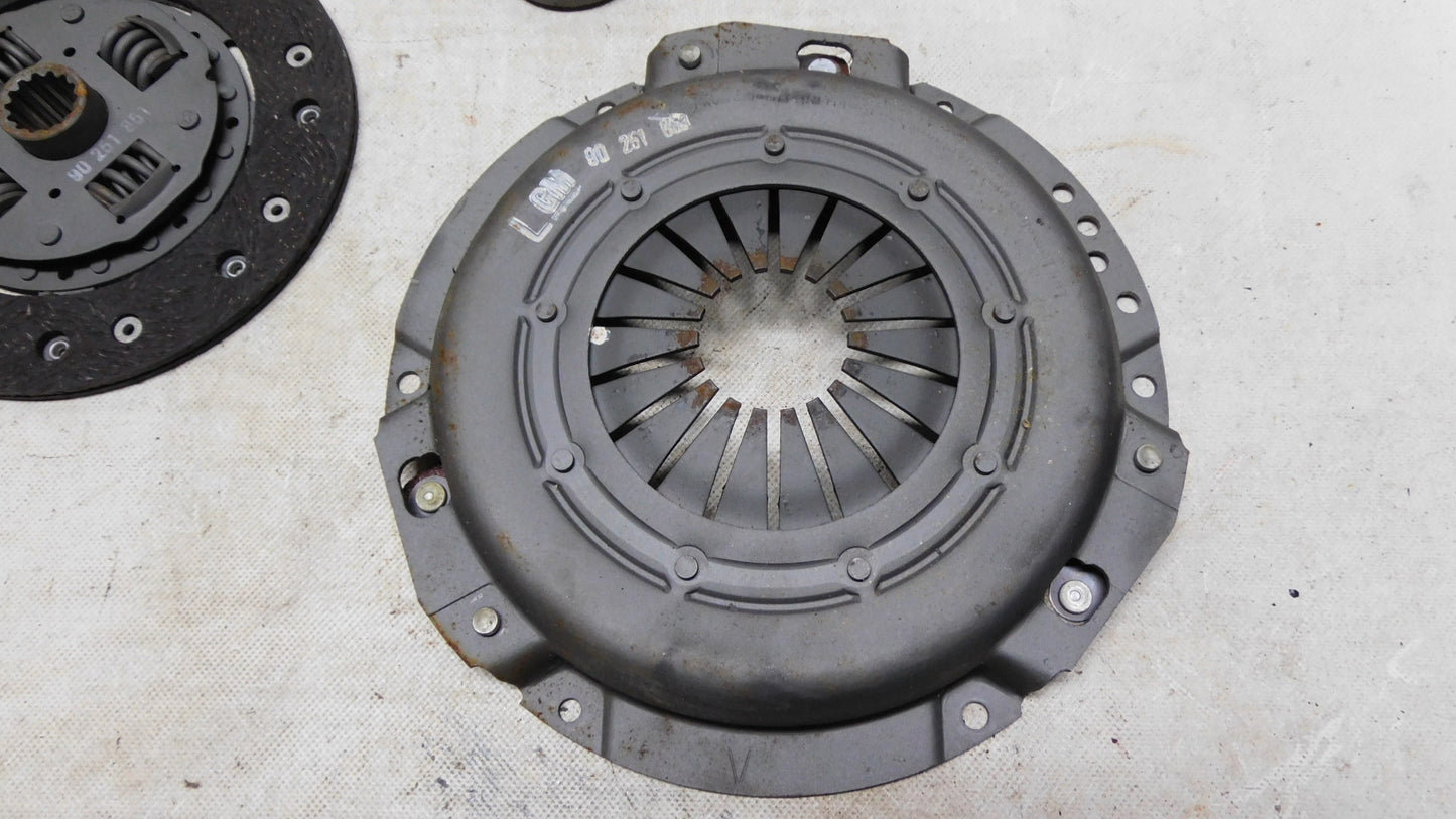 Kupplungssatz 1606612 90271827 Opel Omega A Rekord E Manta B 1.8
