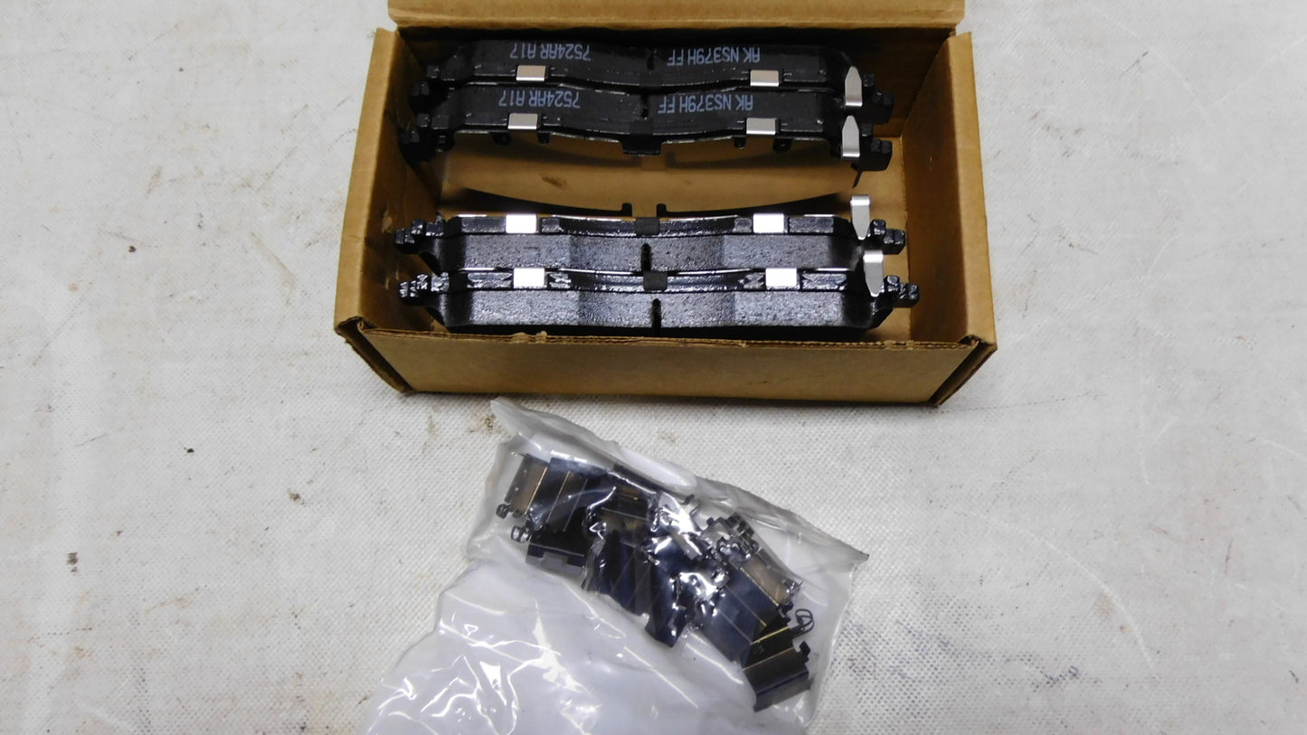 Bremsbelag Satz 68260870AB K68260870AD DODGE Grand Caravan JEEP Wrangler FIAT Freemont (345)