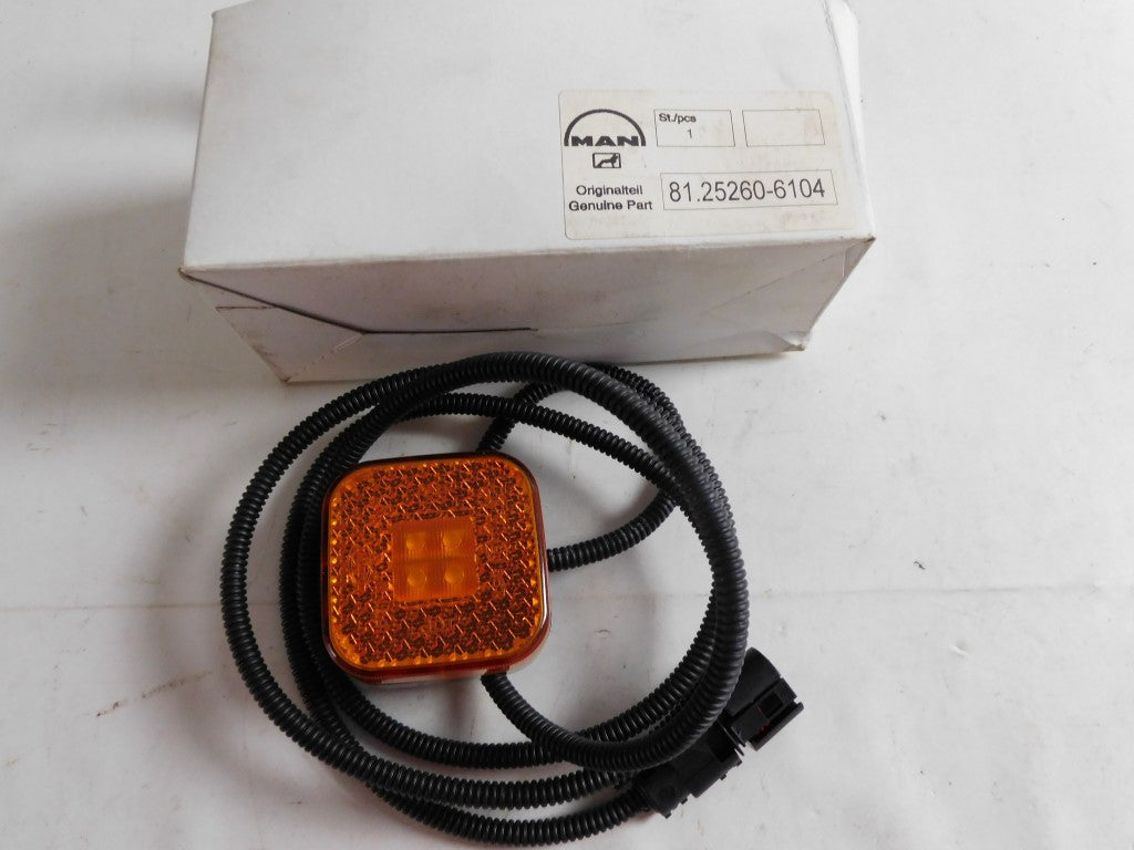 Seitenmarkierungsleuchte 1500 Mm 81252606104 MAN L M F 2000 TGA TGL TGM TGX TGS