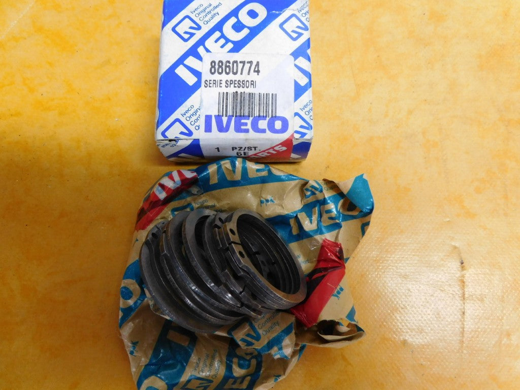 Segerringe Distanzring Getriebeeingangswelle 8860774 IVECO