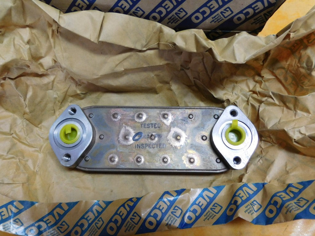 Wärmetauscher Ölkühler 98417615 Iveco Fiat Traktor F110 F130 F140 ASO