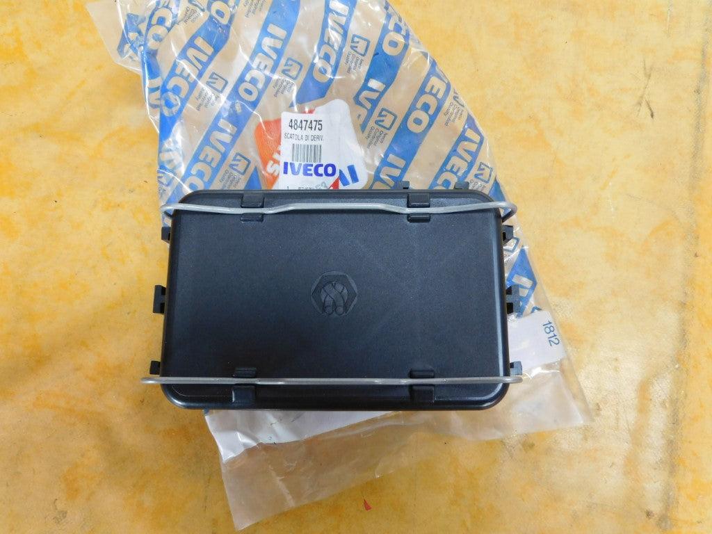 Abzweigdose Anschlussdose 4847475 Iveco Stralis 2002-2012