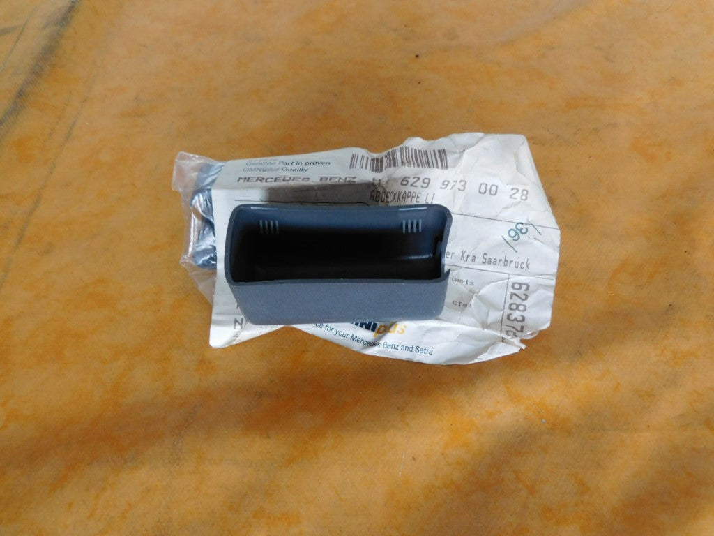 Abdeckkappe Bezug für bewegliche Armlehne L A6299730028 Mercedes-Benz Setra