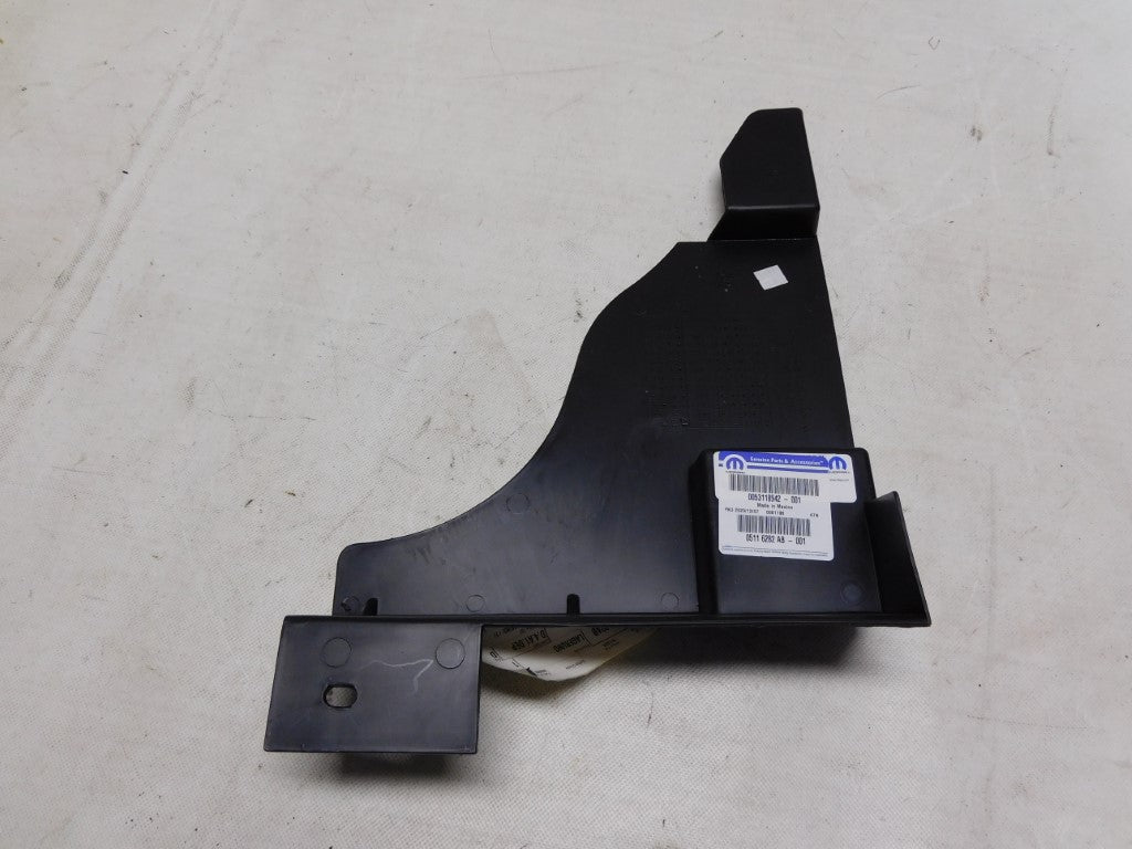 Stoßstangenabdeckung Lagerung Halterung rechts 05116282AB Chrysler Dodge Journey Mopar