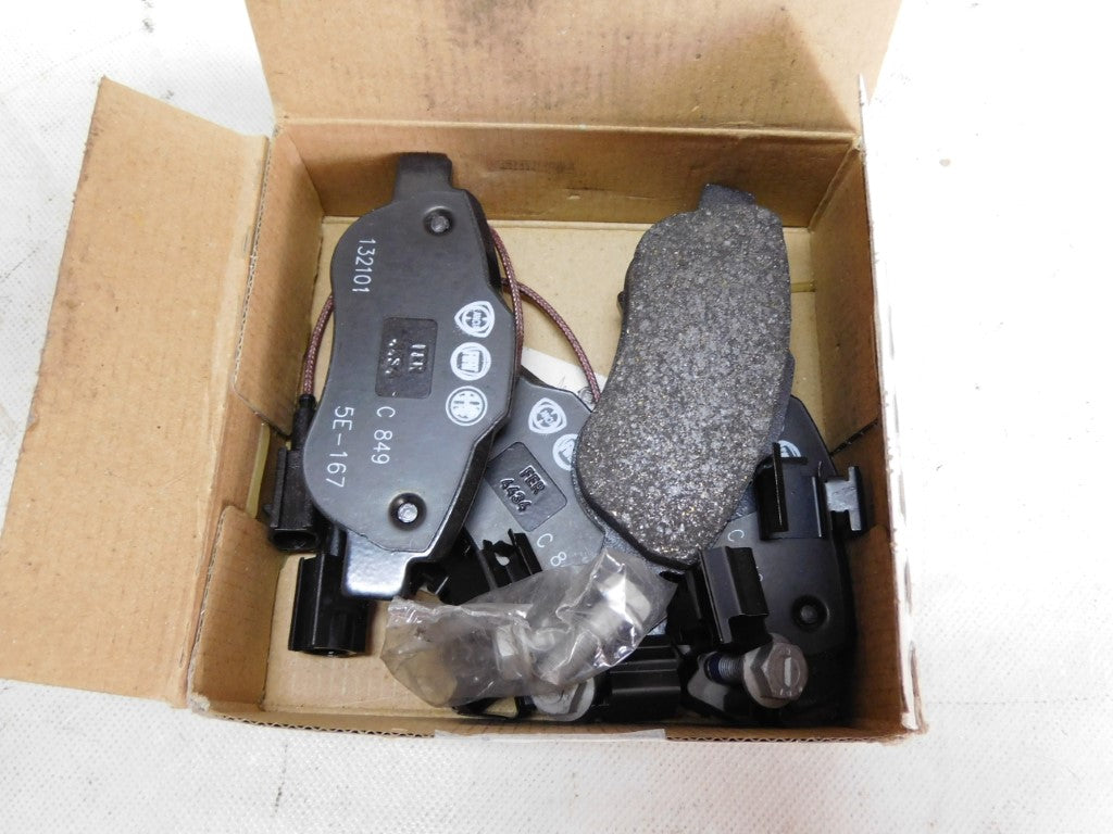 Bremsbeläge Bremsbelagsatz vorne 77365817 Opel Corsa D Fiat 500 C