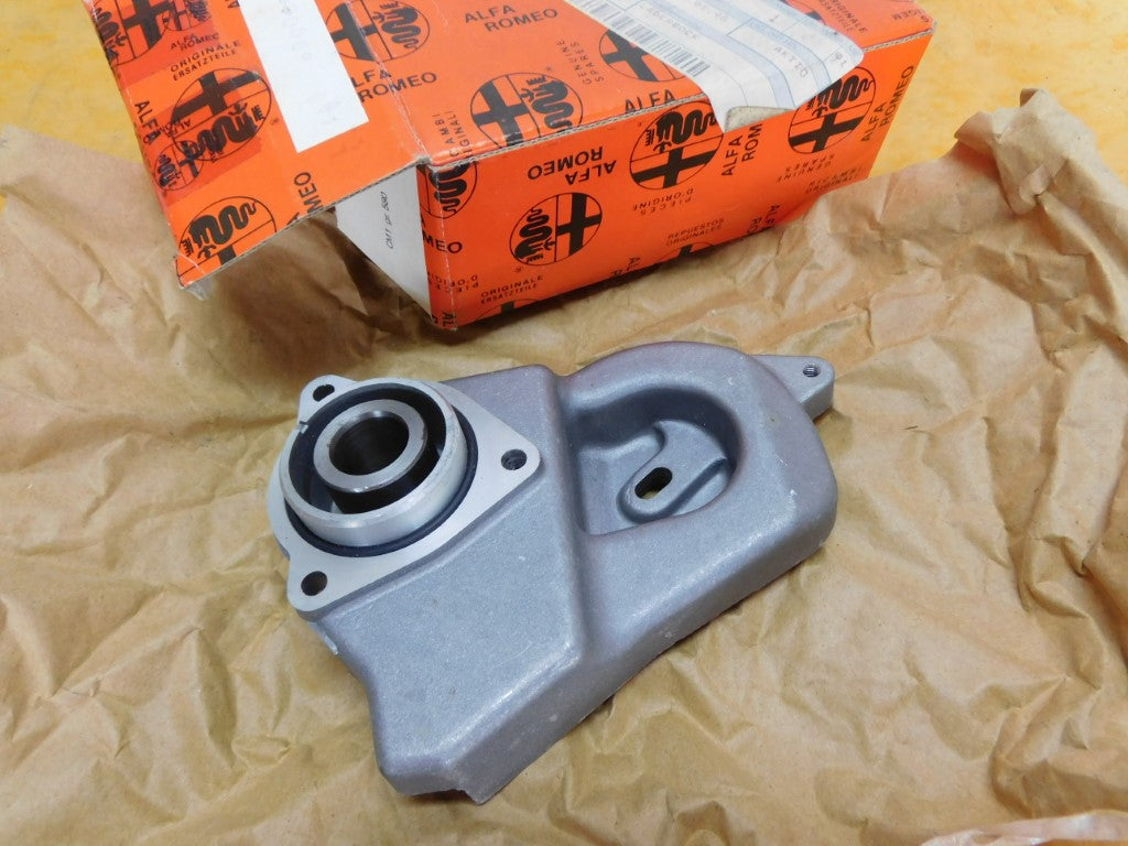 Lagerbock Halterung Spanner 95400009 Alfa Romeo 145 146 155 Gtv Spider 2.0 Ts