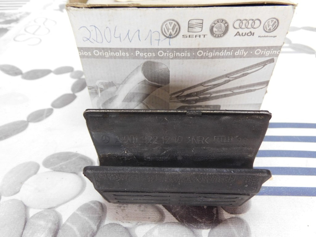 Lagerbuchse Blattfeder Federlager Vorderachse 2D0411171 VW LT Mercedes Benz Sprinter