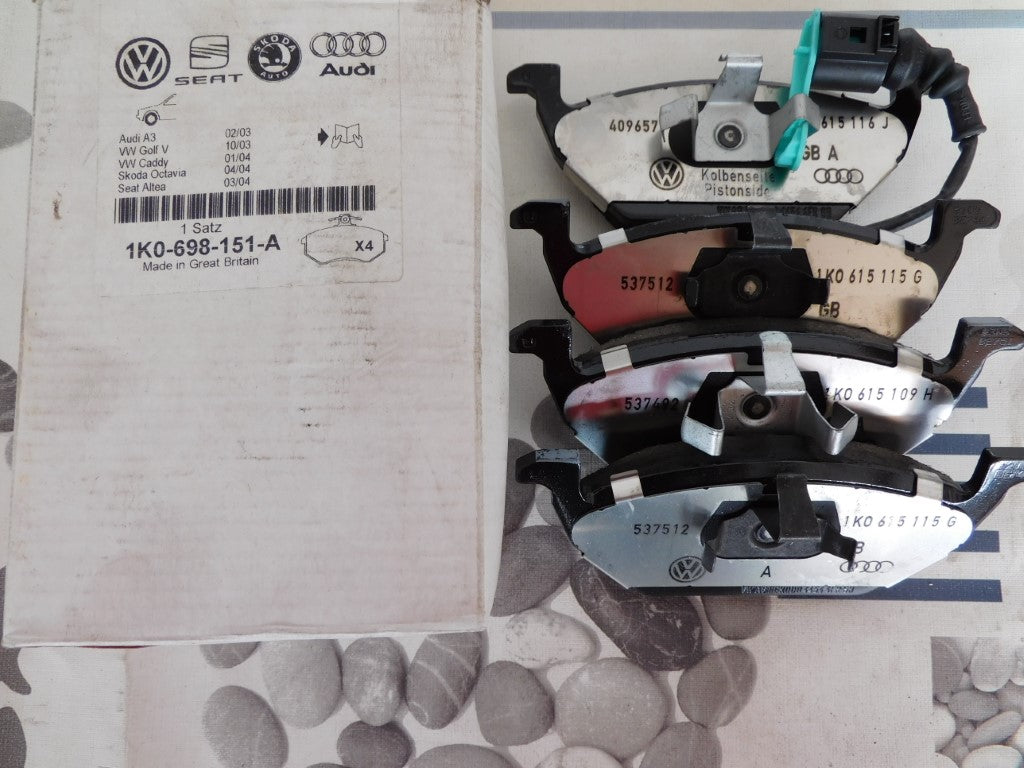 Bremsbeläge Scheibenbremse 1K0698151A Audi A3 VW Polo Golf Caddy Seat Leon Skoda Fabia