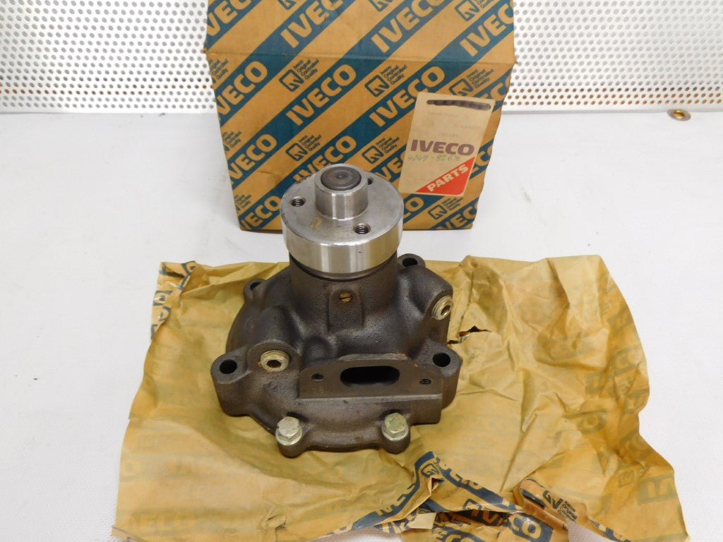 Kühlwasserpumpe Wasserpumpe 42498268 Iveco