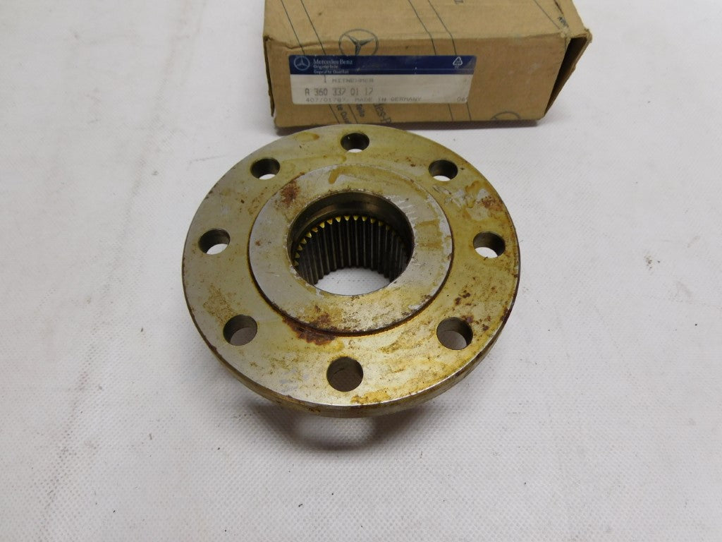 Mitnehmer Antriebswelle Flansch Differential A3603370117 Mercedes Benz 731.401 - AL 3/5-5,5